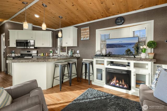 181 Portage Way, Port Hadlock, WA 98339