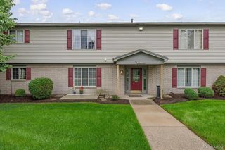 43992 freeway dr 94, Sterling Heights, MI 48313