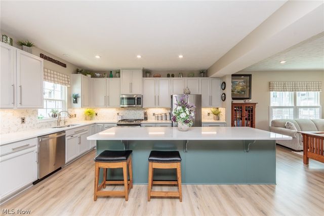 4033 N Steels Circle 31, Cuyahoga Falls, OH 44223