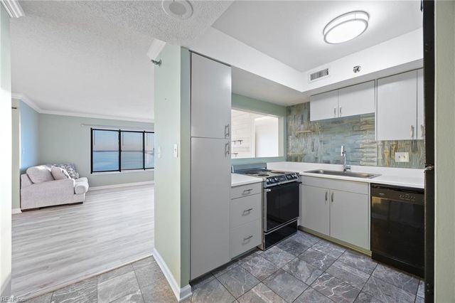 7501 River Rd Apt 14C, Newport News, VA 23607