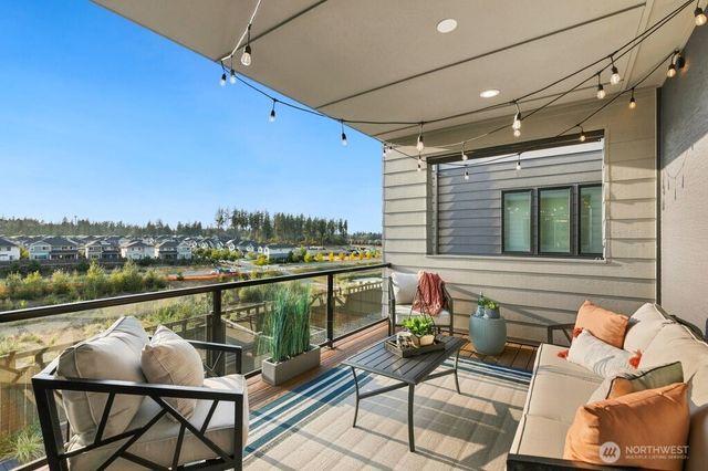 33569 Walnut Avenue SE, Black Diamond, WA 98010