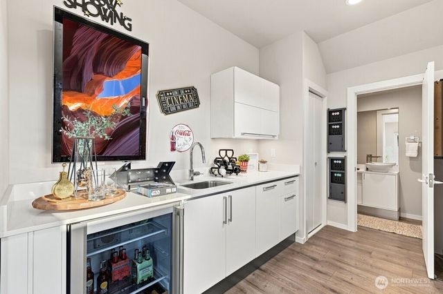 33569 Walnut Avenue SE, Black Diamond, WA 98010