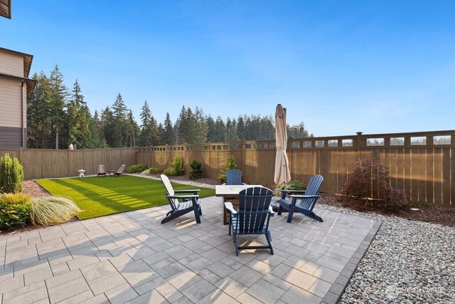 33569 Walnut Avenue SE, Black Diamond, WA 98010