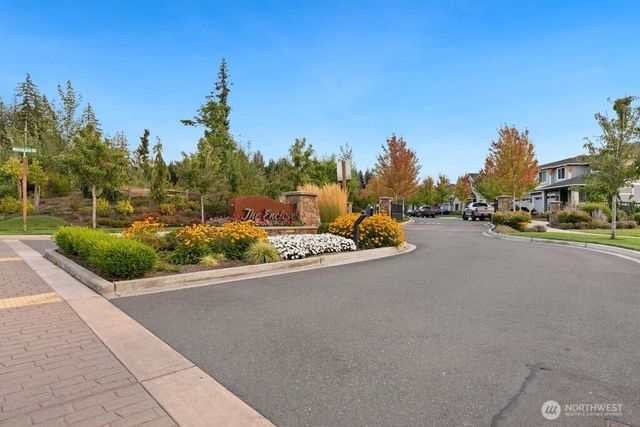 33569 Walnut Avenue SE, Black Diamond, WA 98010