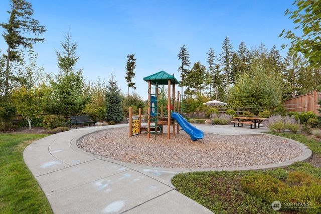 33569 Walnut Avenue SE, Black Diamond, WA 98010