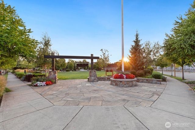 33569 Walnut Avenue SE, Black Diamond, WA 98010