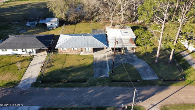 1025 Louis Drive, Breaux Bridge, LA 70517