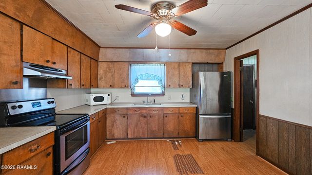 1025 Louis Drive, Breaux Bridge, LA 70517