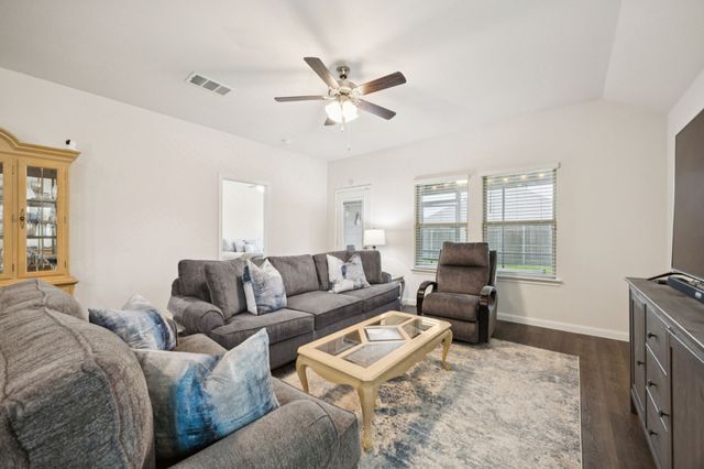 405 Spur Ridge, Princeton, TX 75407