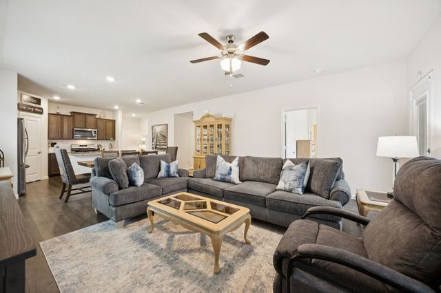 405 Spur Ridge, Princeton, TX 75407