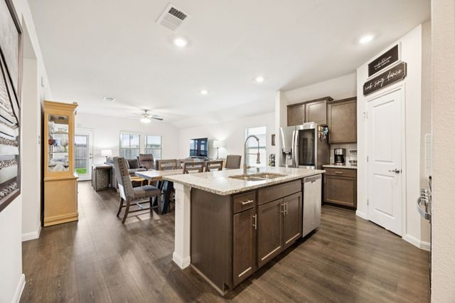 405 Spur Ridge, Princeton, TX 75407