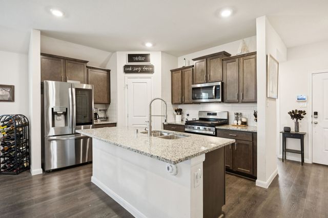 405 Spur Ridge, Princeton, TX 75407