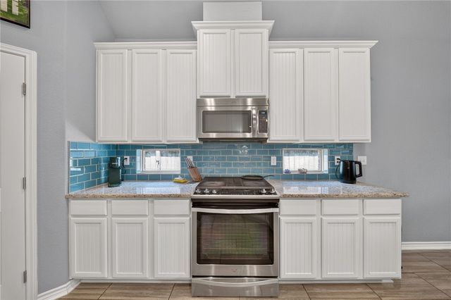 2518 Las Estrellas St, Corpus Christi, TX 78414