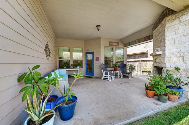 2518 Las Estrellas St, Corpus Christi, TX 78414