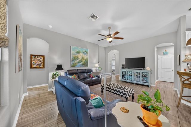 2518 Las Estrellas St, Corpus Christi, TX 78414