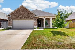 2518 Las Estrellas St, Corpus Christi, TX 78414
