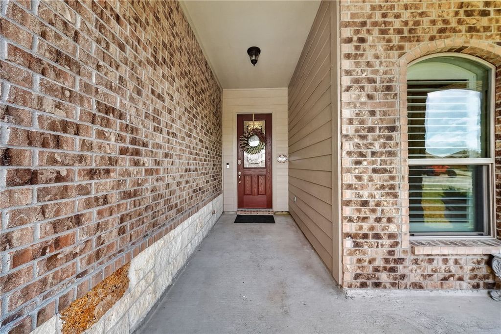 2518 Las Estrellas St, Corpus Christi, TX 78414 — photo 2