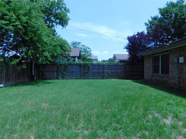 3507 Hummingbird Lane, Denton, TX 76209