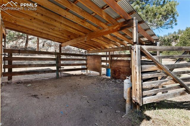 1828 Sioux Road, Florissant, CO 80816