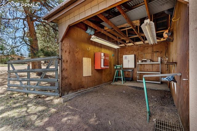 1828 Sioux Road, Florissant, CO 80816