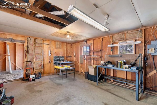 1828 Sioux Road, Florissant, CO 80816