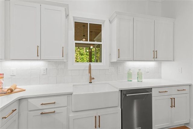 240 Highlands Chase, Ball Ground, GA 30107