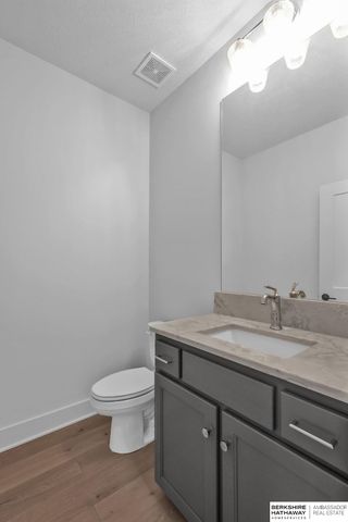 12620 S 78th Avenue, Papillion, NE 68046