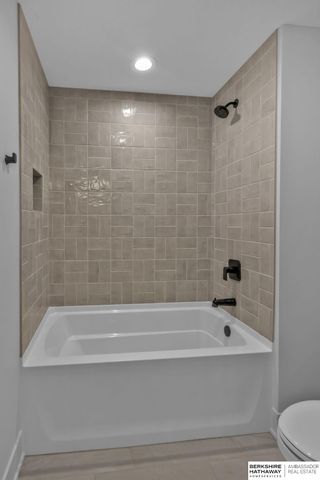 12620 S 78th Avenue, Papillion, NE 68046