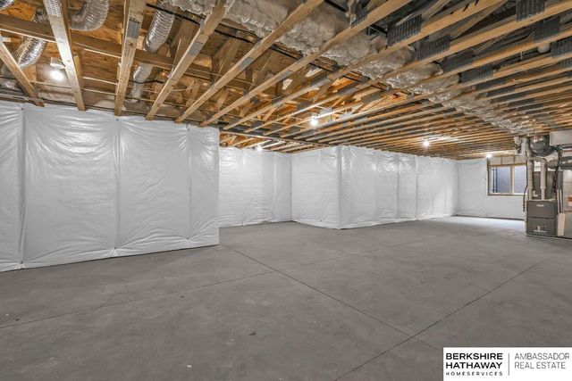 12620 S 78th Avenue, Papillion, NE 68046