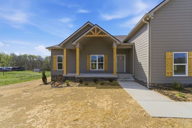 2981 Lights Chapel Rd, Greenbrier, TN 37073