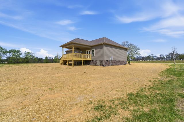 2981 Lights Chapel Rd, Greenbrier, TN 37073