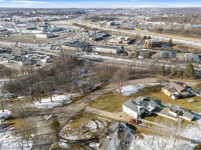 50th Street NW, Canton, OH 44718