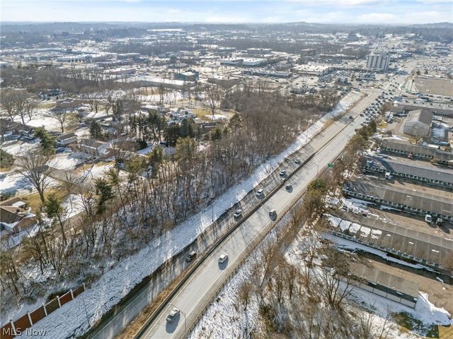 50th Street NW, Canton, OH 44718