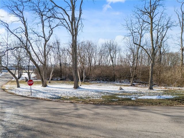 50th Street NW, Canton, OH 44718