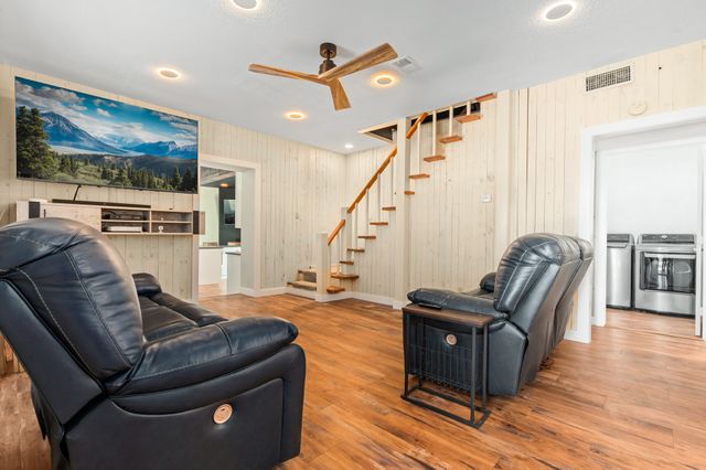 1504 Maple Street, Irving, TX 75060