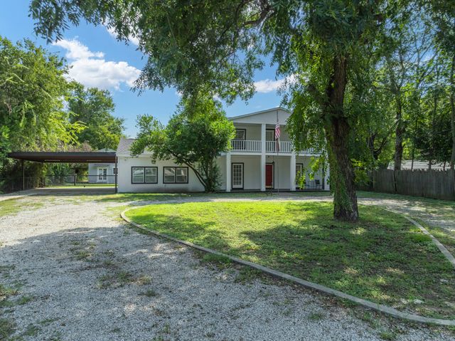 1504 Maple Street, Irving, TX 75060