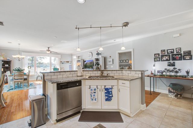 1222 Bridge View Lane F303, Summerton, SC 29148