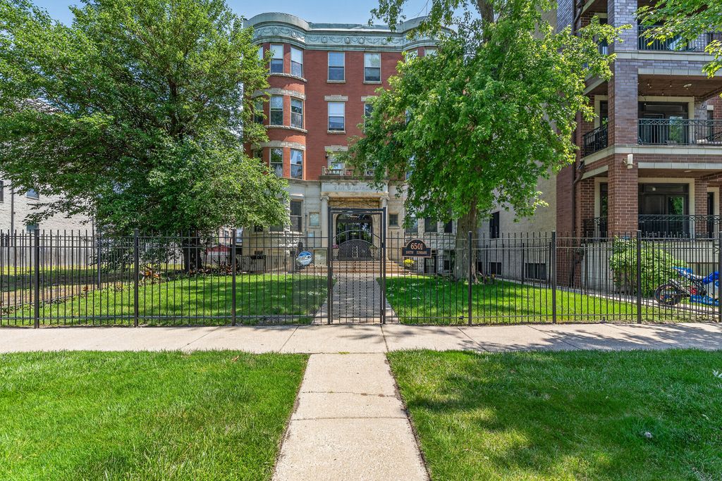 6501 S Kimbark Avenue 2S, Chicago, IL 60637
