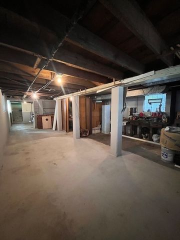 13304 S Burley Avenue, Chicago, IL 60633