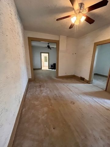 13304 S Burley Avenue, Chicago, IL 60633