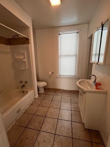 13304 S Burley Avenue, Chicago, IL 60633