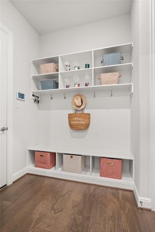 3801 Octavia DR, Pflugerville, TX 78660