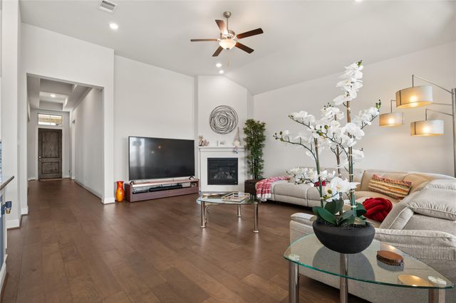 3801 Octavia DR, Pflugerville, TX 78660