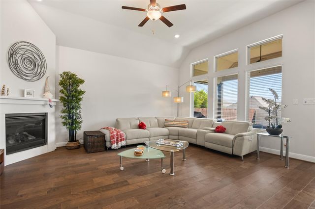 3801 Octavia DR, Pflugerville, TX 78660