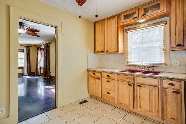 215 S Sedgwick, Wichita, KS 67213