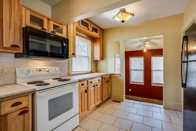 215 S Sedgwick, Wichita, KS 67213