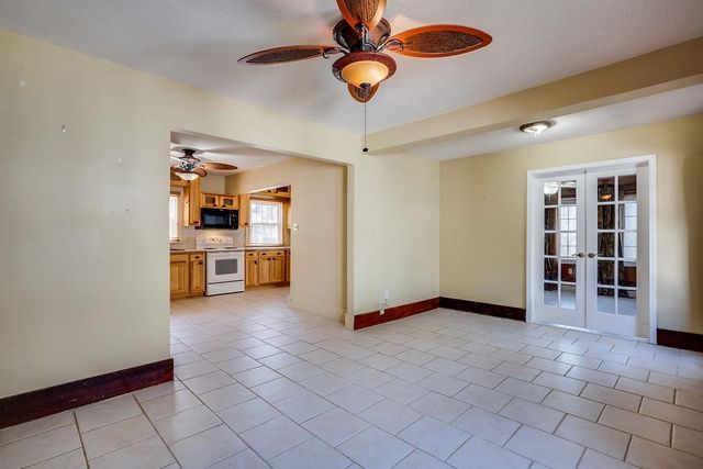 215 S Sedgwick, Wichita, KS 67213