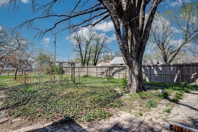 215 S Sedgwick, Wichita, KS 67213