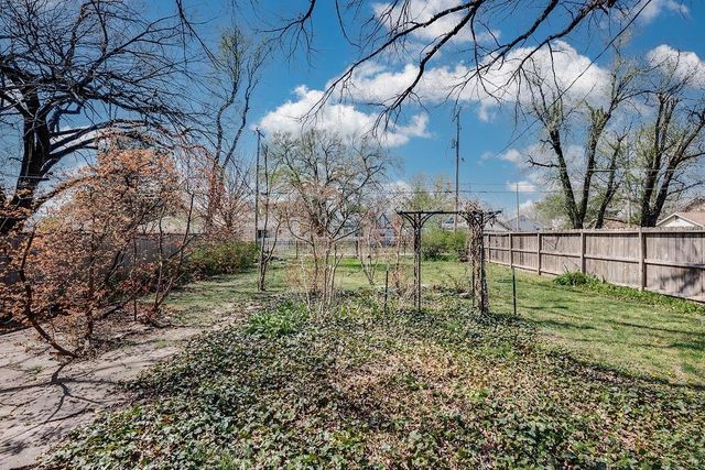 215 S Sedgwick, Wichita, KS 67213