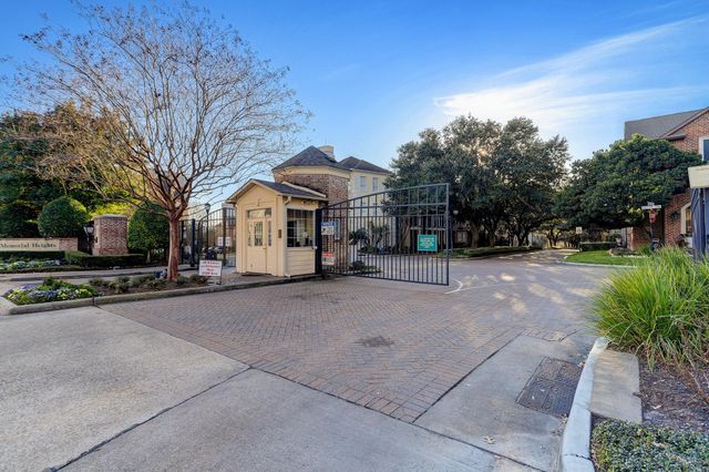 327 S Gate Stone, Houston, TX 77007